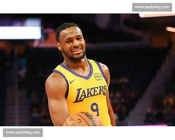 巴爷爆料：佩林卡帅位告急，魔术师回归成 “催命符”？湖人夺冠压力压垮管理层