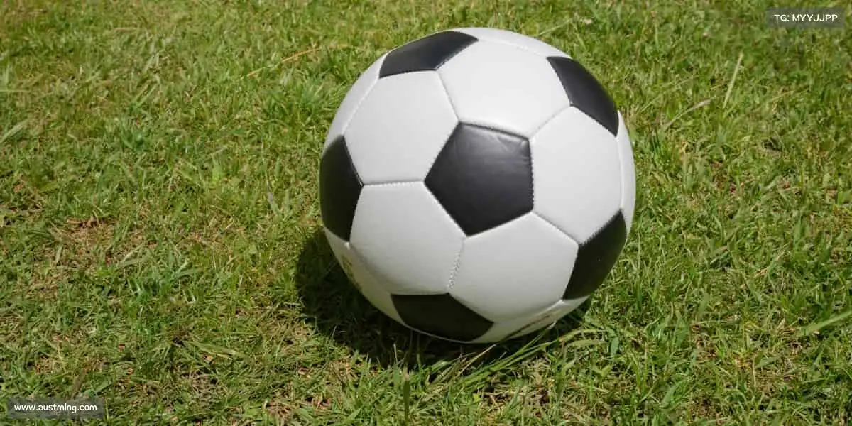 <strong>ued官网</strong>挑战极限，突破自我，每一次尝试都是新的起点！🚴